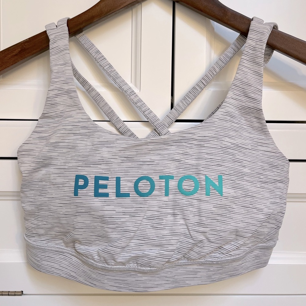 Peloton Lululemon sports bra size 6